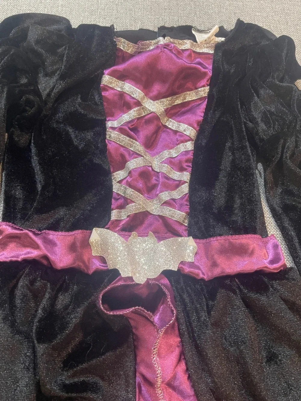 Childs Halloween Costume Sorceress/witch/vampire dress purple and balck size M